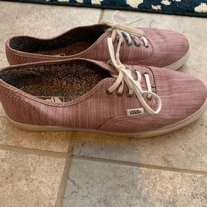 Women’s Vans reddish pink color size 8.5